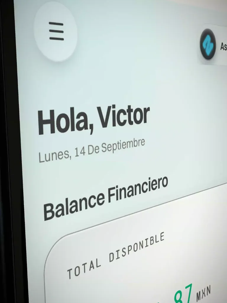 Interfaz móvil de Nettu mostrando el panel financiero.